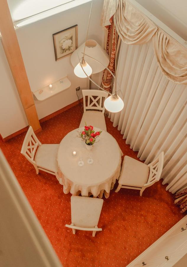 Hotel & Restaurant Se-Mi Veliko Trgovisce Екстер'єр фото